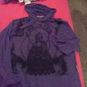 Womens size medium long sleeve T